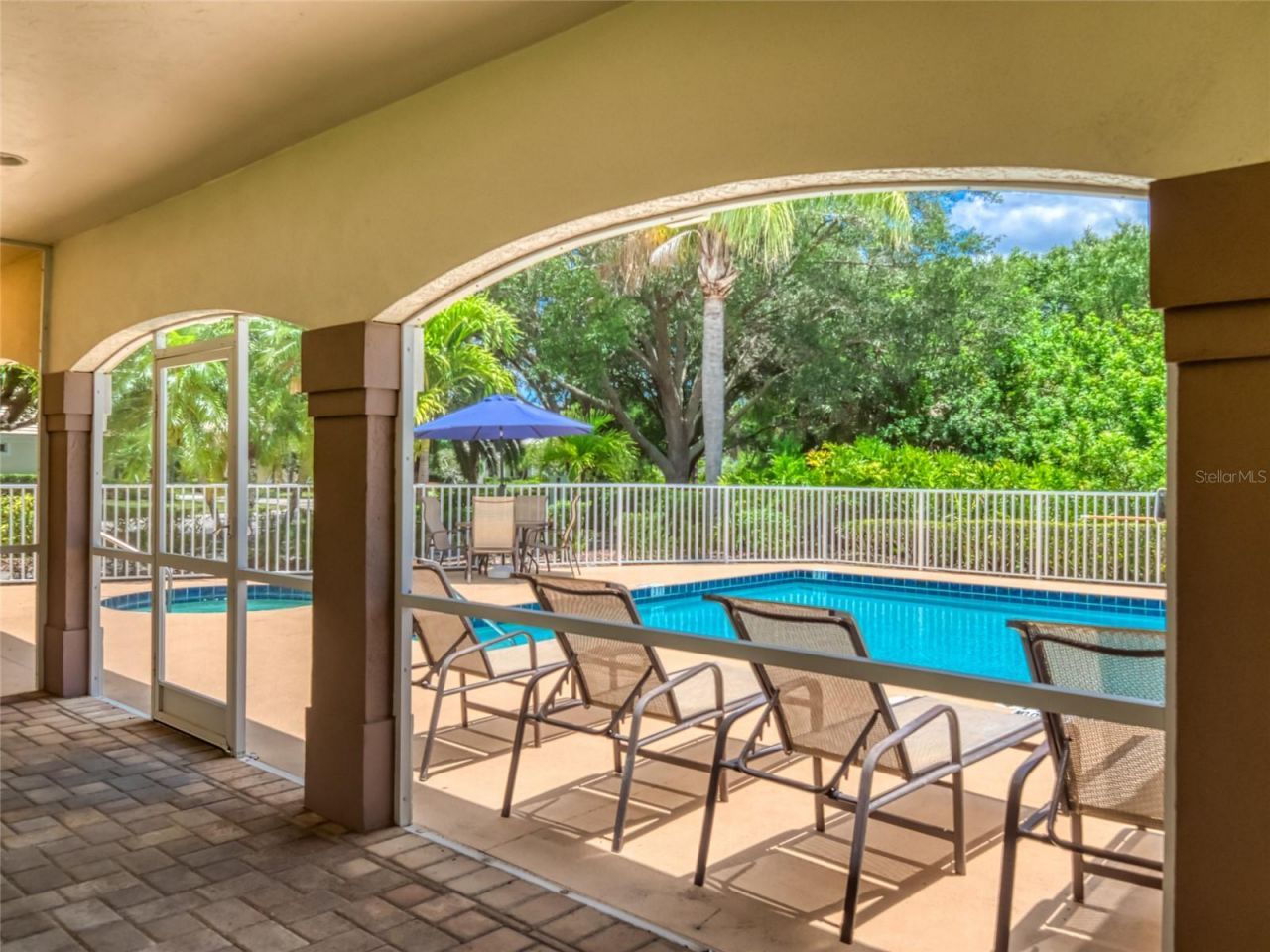 8310 Whispering Woods Court, Bradenton, FL 34202 Photo