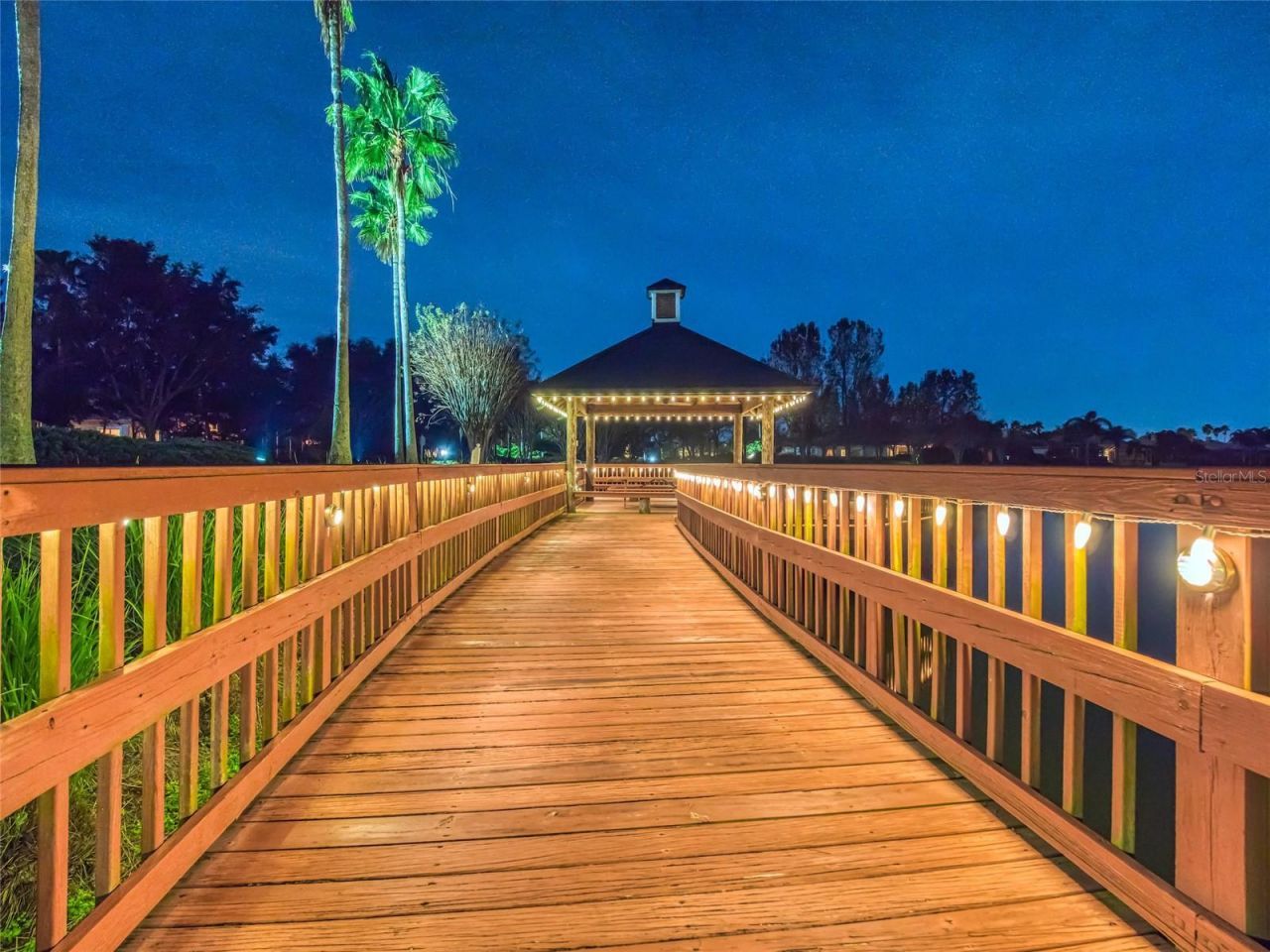 8310 Whispering Woods Court, Bradenton, FL 34202 Photo