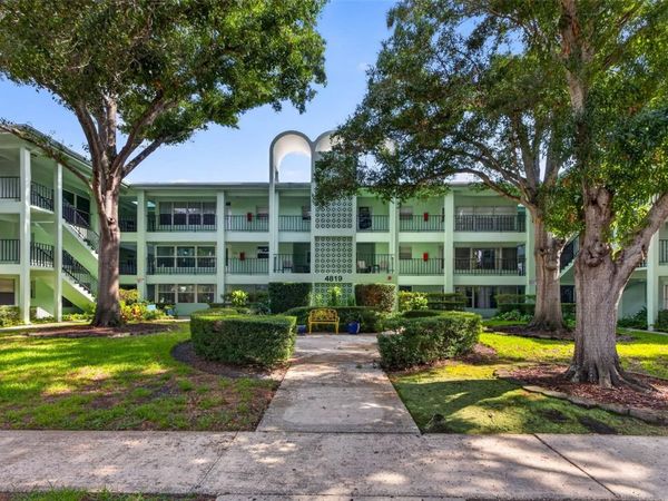 4819 8TH AVENUE N, Unit 201, ST PETERSBURG, FL 33713