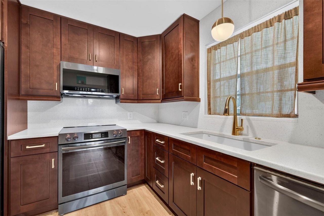 4819 8th Avenue N, Unit 201, Saint Petersburg, FL 33713 Photo
