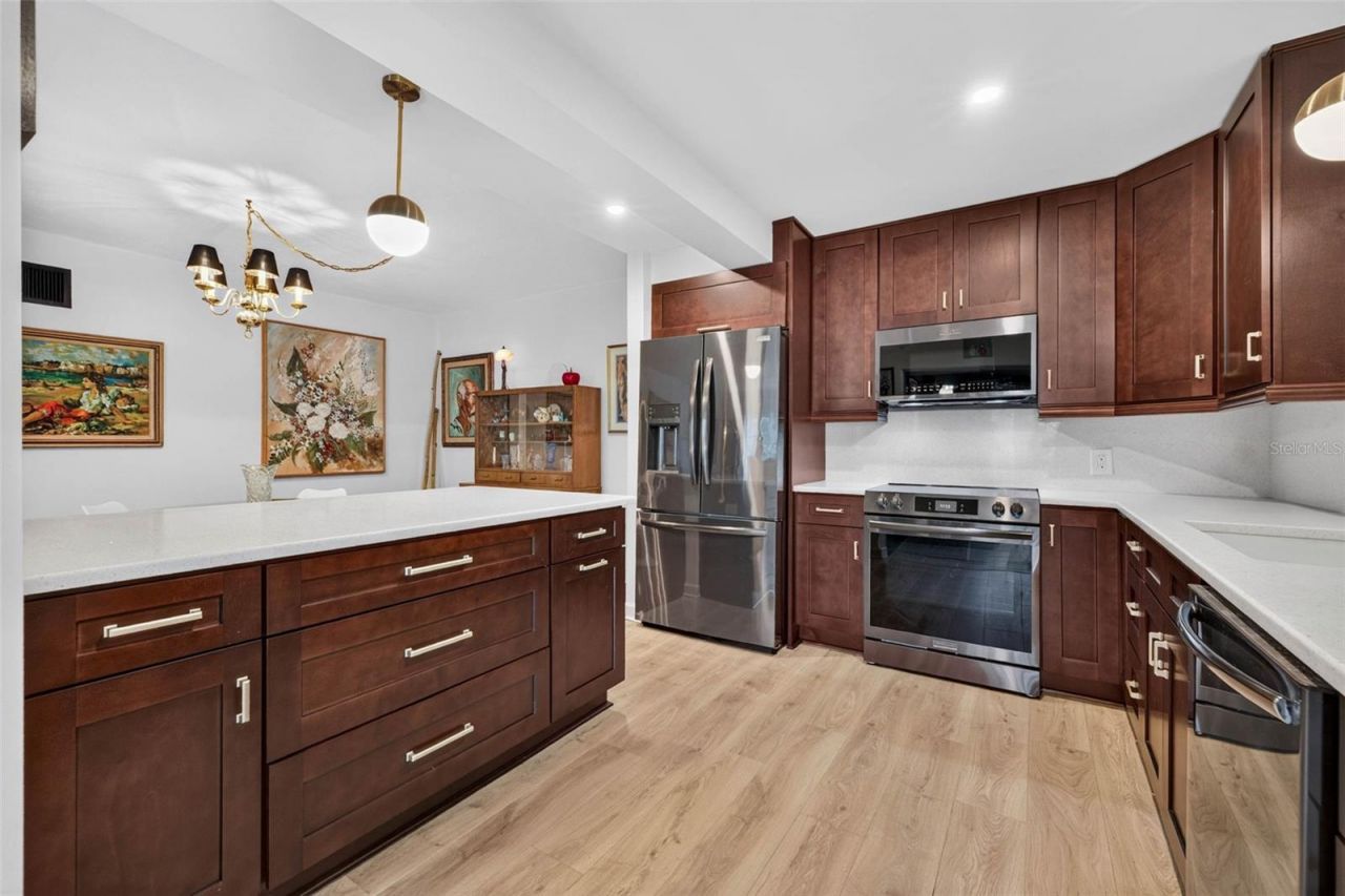 4819 8th Avenue N, Unit 201, Saint Petersburg, FL 33713 Photo