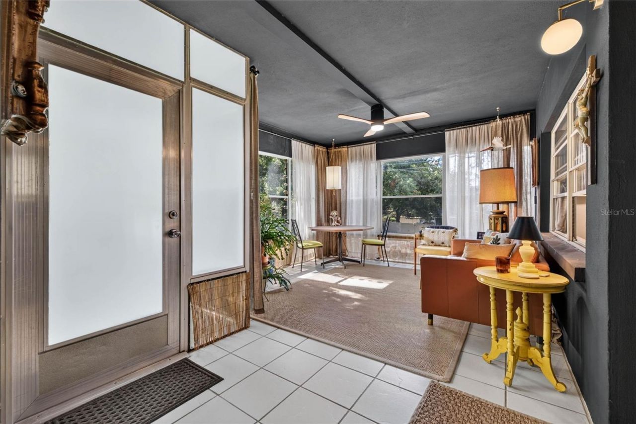 4819 8th Avenue N, Unit 201, Saint Petersburg, FL 33713 Photo