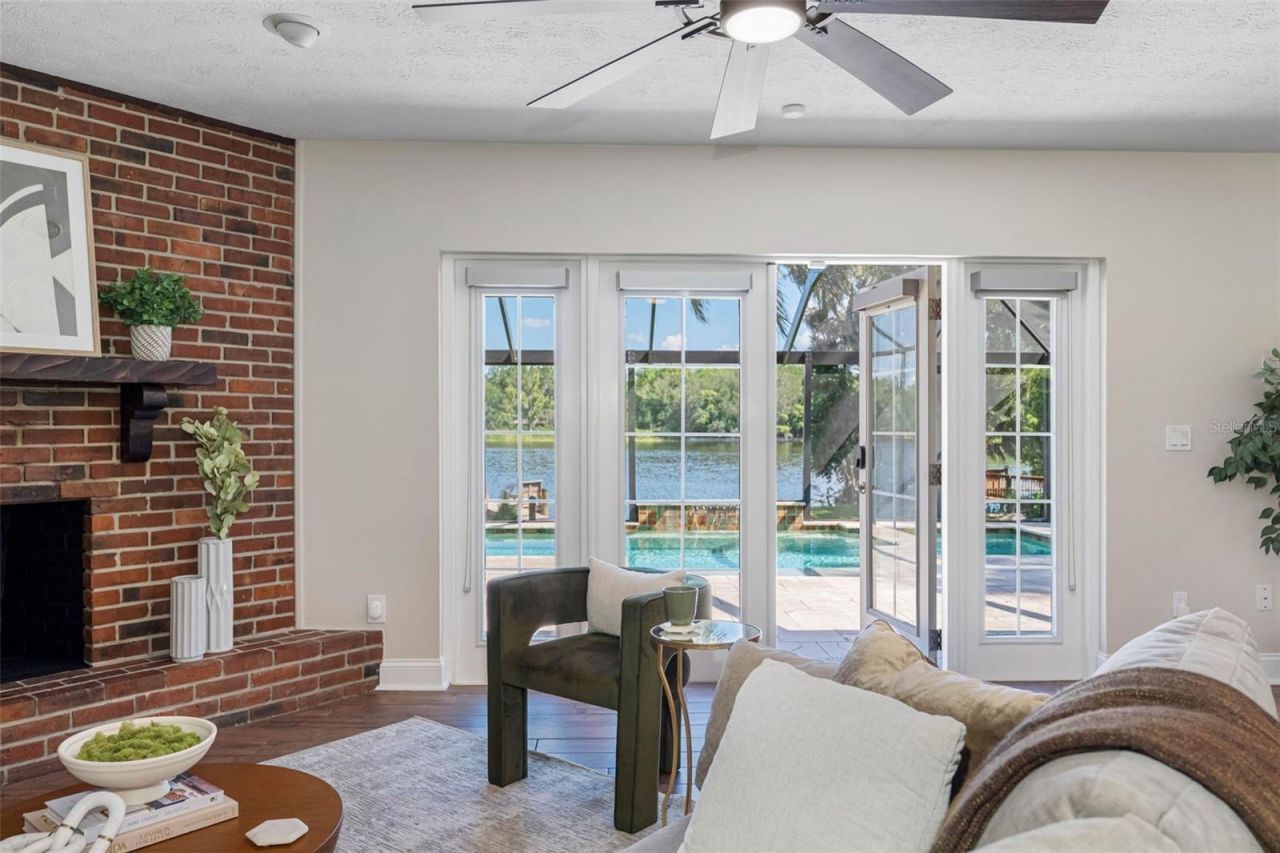 4221 River Hills Drive, Tampa, FL 33617 Photo