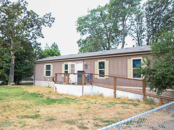 6235 Ponderosa Street, Central Point, OR 97502