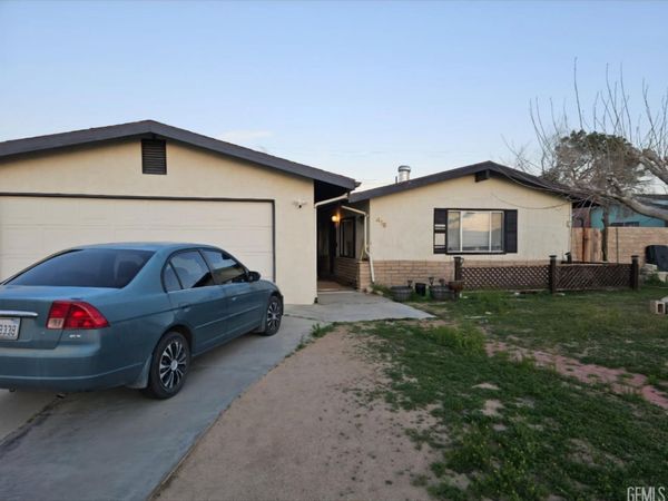 416 Karin Street, Ridgecrest, CA 93555
