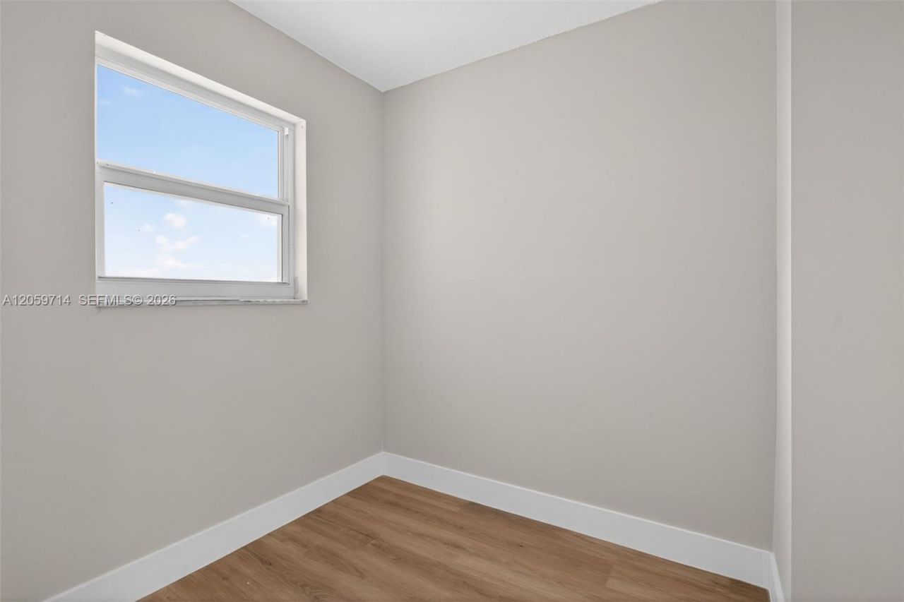 3090 N Course Dr, Unit 807, Pompano Beach, FL 33069 Photo
