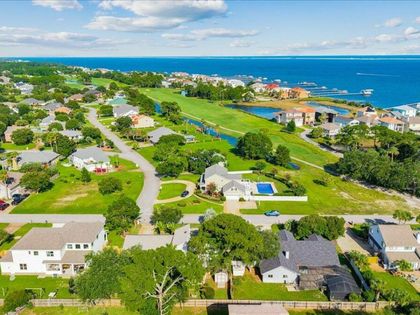 1303 Ceylon Drive Gulf Breeze, FL 32563