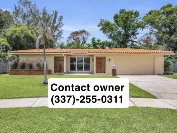 195 SW Ivanhoe Court, Port St. Lucie, FL 34983