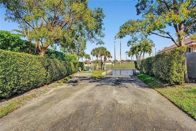 2030 SW 62nd Avenue, Plantation, FL 33317 Photo