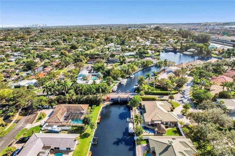 2030 SW 62nd Avenue, Plantation, FL 33317 Photo