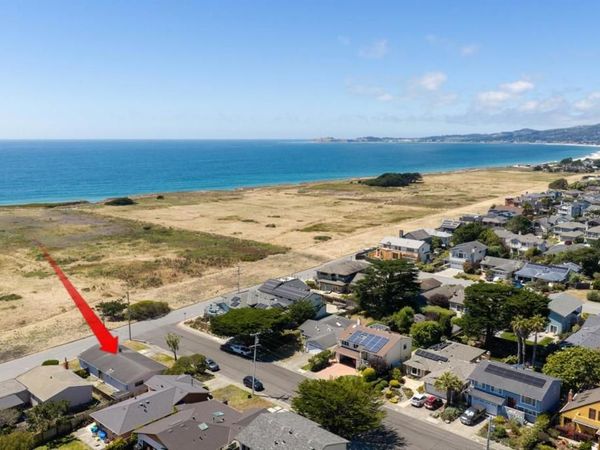 200 Filbert Street, Half Moon Bay, CA 94019