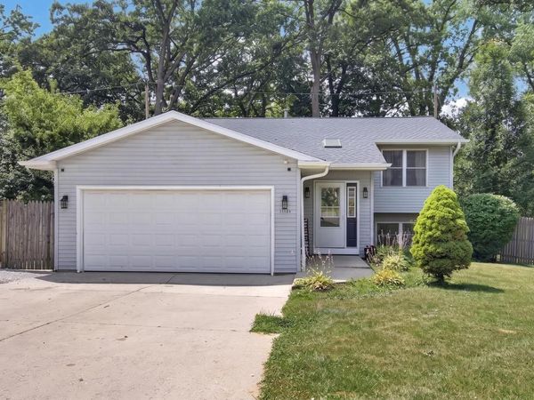 11124 268th AVENUE, Trevor, WI 53179