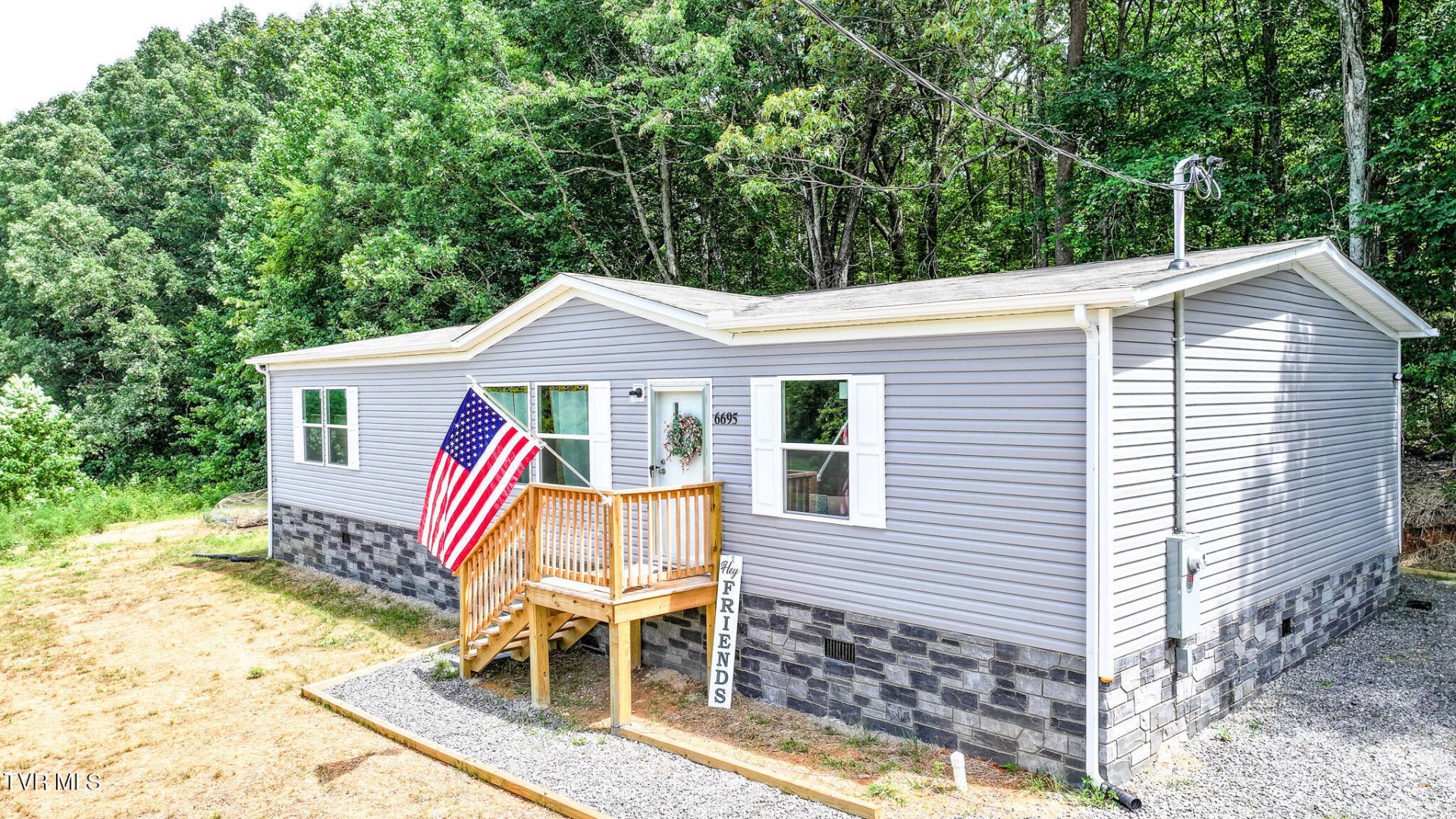 6695 West Allens Bridge Road, Greeneville, TN 37743 Main Photo