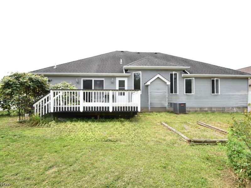 2145 Squirrel Run, Mineral Ridge, OH 44440 Photo 3