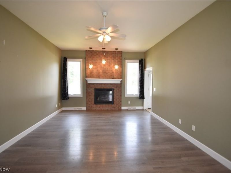 2145 Squirrel Run, Mineral Ridge, OH 44440 Photo 6