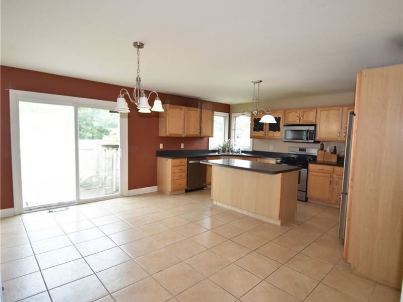 2145 Squirrel Run, Mineral Ridge, OH 44440 Photo 9