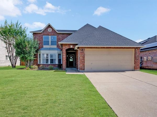 224 Miramar Drive, Arlington, TX 76002
