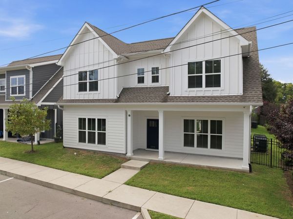 2305 Lacy St , Nashville, TN 37208