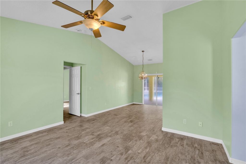 821 Robin Lane, Sebastian, FL 32958 Photo