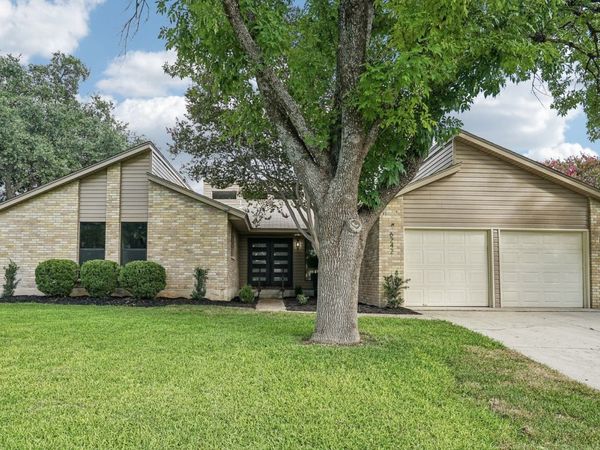 6242 Madeleine, San Antonio, TX 78229