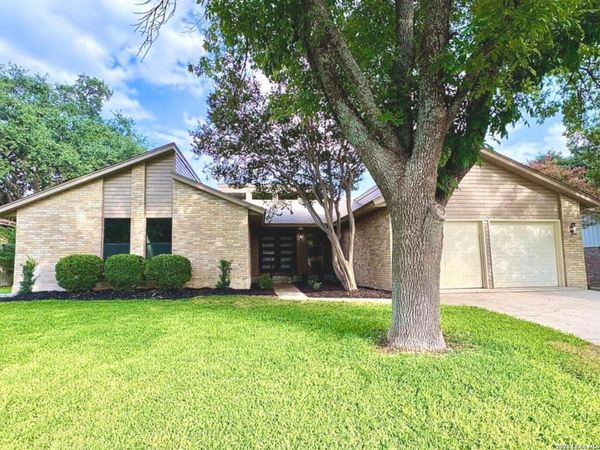 6242 Madeleine, San Antonio, TX 78229