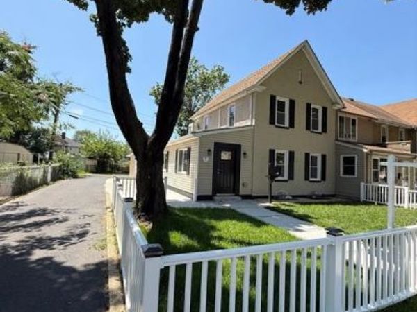 303 PARIS AVENUE, BROOKLAWN, NJ 08030