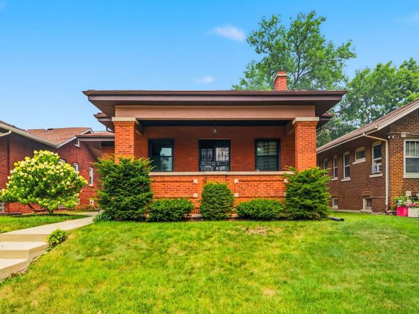 7325 S Euclid Avenue , Chicago, IL 60649