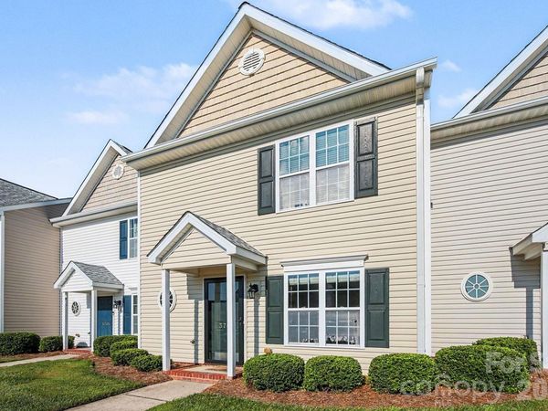 3707 Spanish Peak Drive, High Point, NC 27265