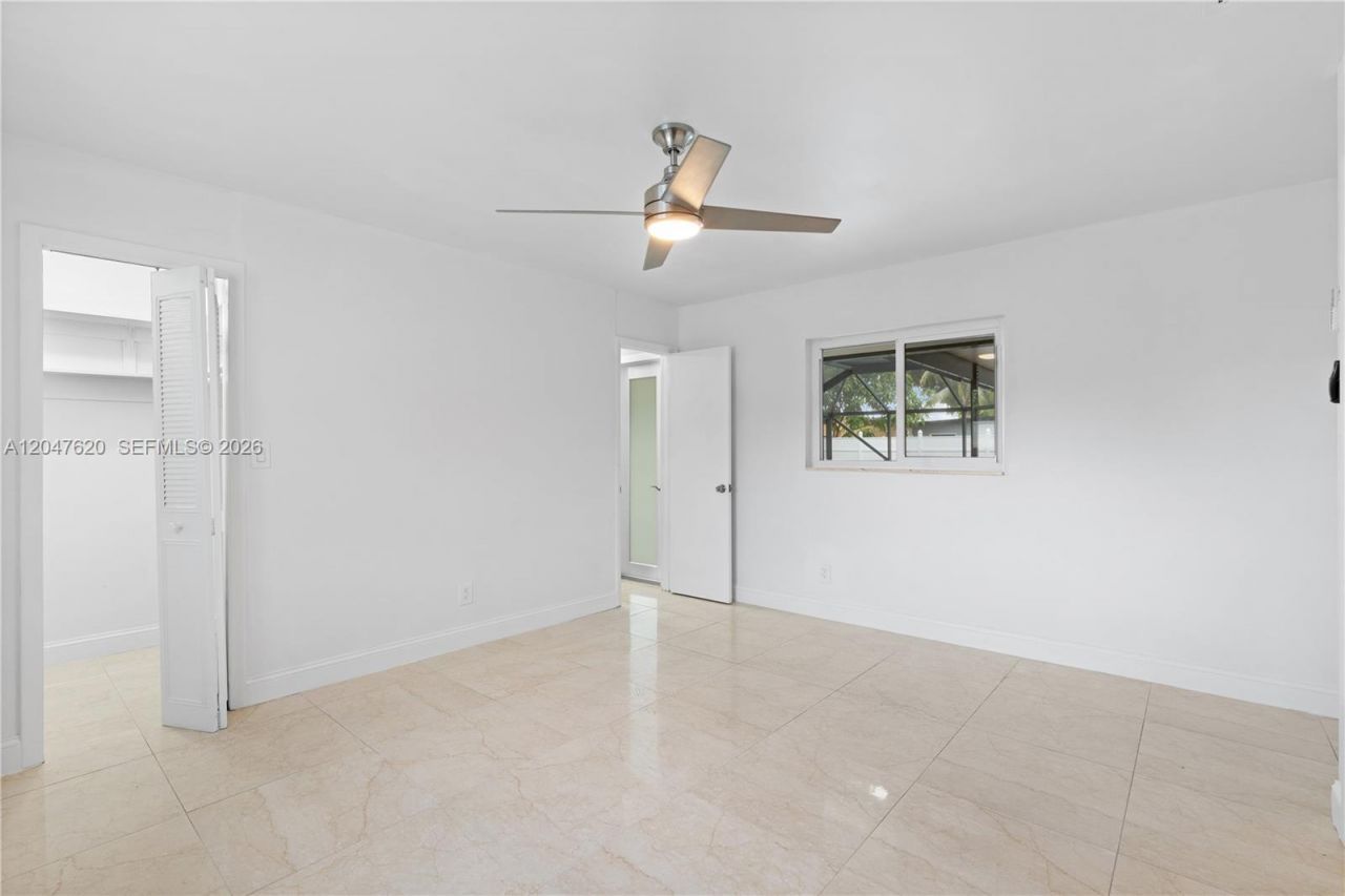 9110 NW 18th Ct, Pembroke Pines, FL 33024 Photo