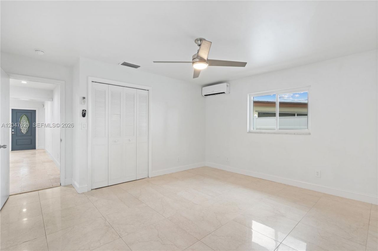 9110 NW 18th Ct, Pembroke Pines, FL 33024 Photo