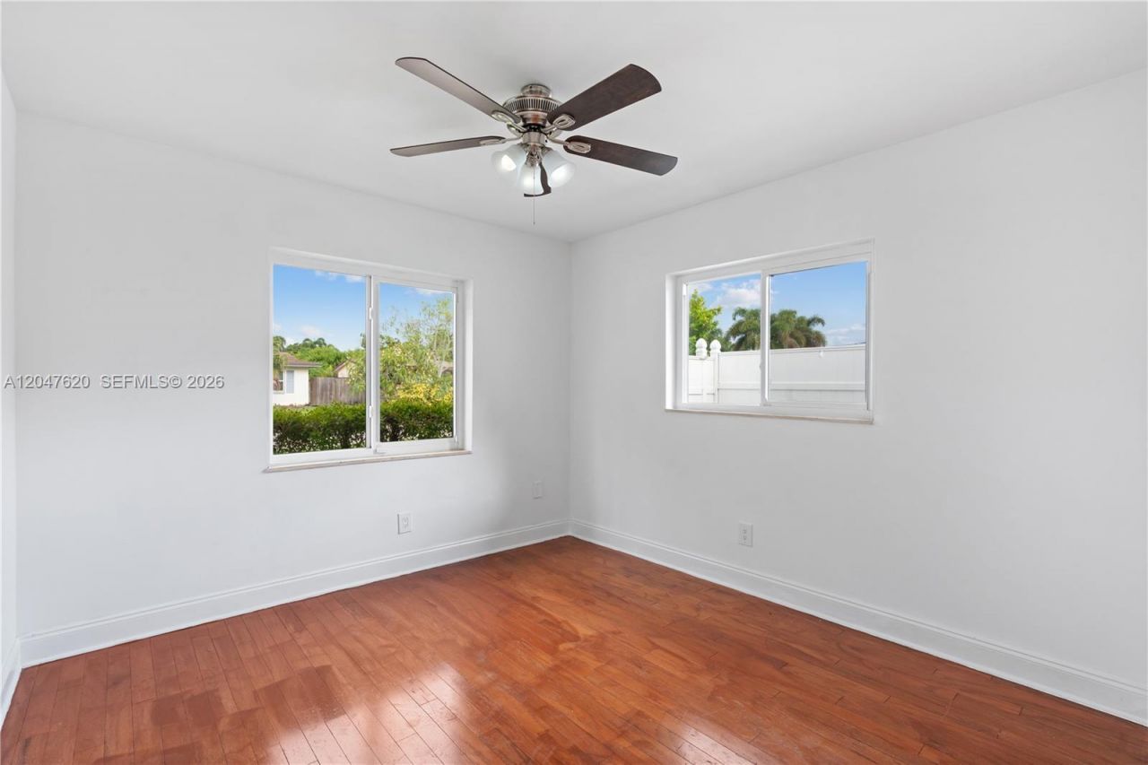 9110 NW 18th Ct, Pembroke Pines, FL 33024 Photo
