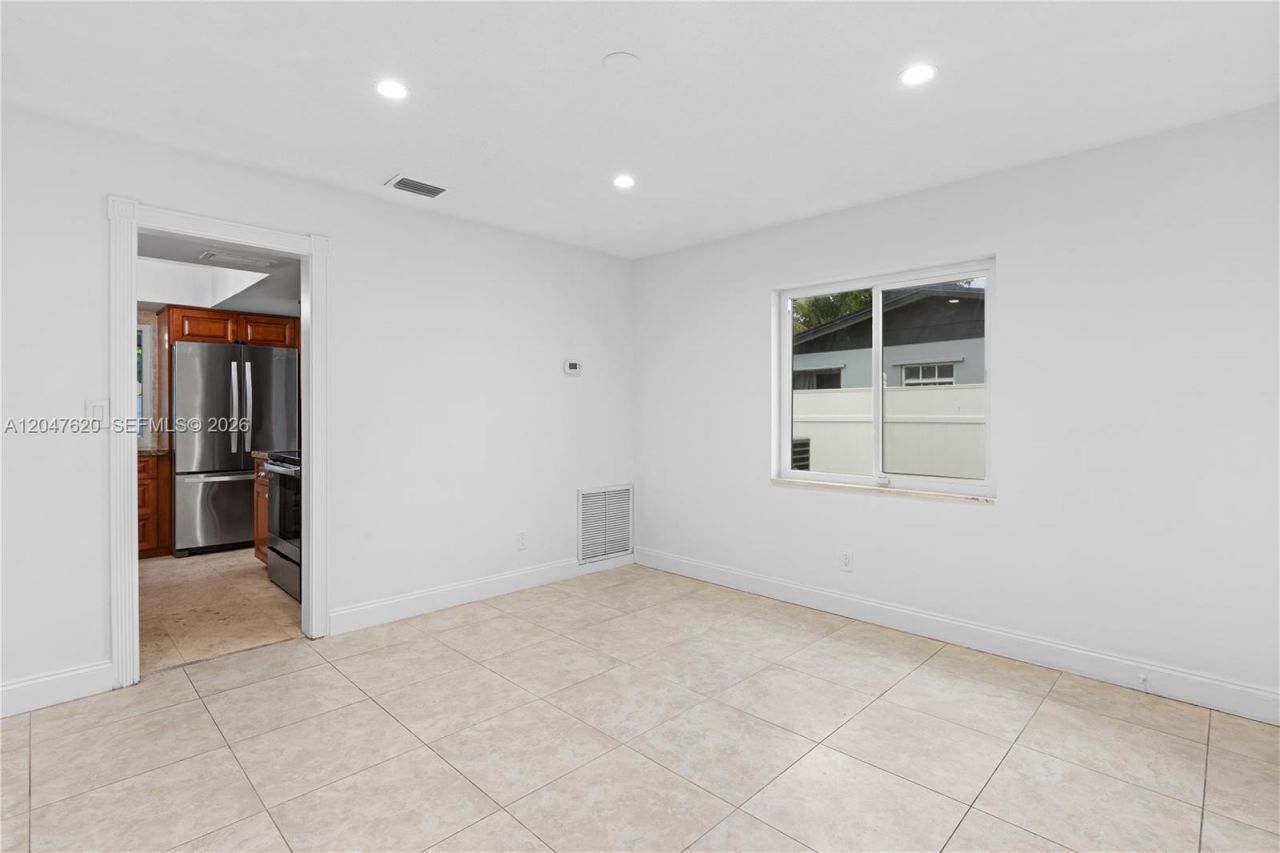 9110 NW 18th Ct, Pembroke Pines, FL 33024 Photo
