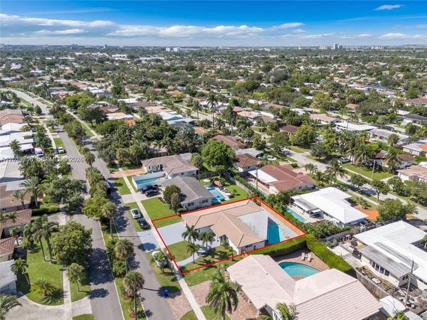 2185 Imperial Point Dr , Fort Lauderdale, FL 33308