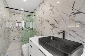 2185 Imperial Point Dr , Fort Lauderdale, FL 33308 Photo