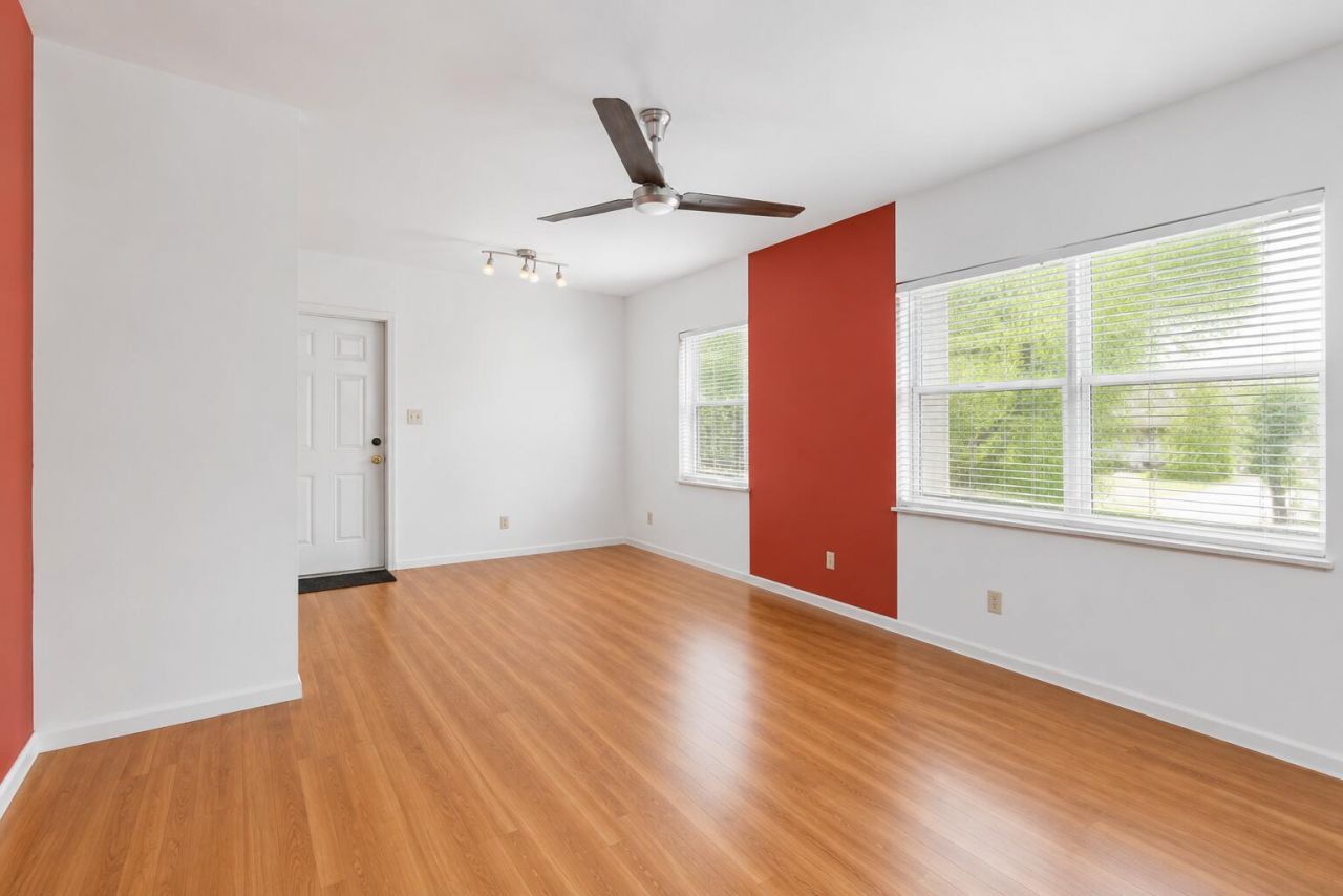 5109 Pinewood Avenue, West Palm Beach, FL 33407 Photo