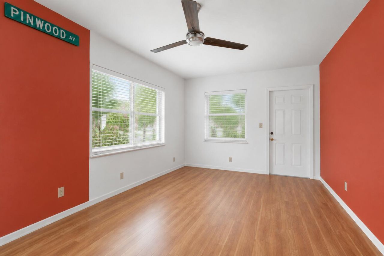 5109 Pinewood Avenue, West Palm Beach, FL 33407 Photo