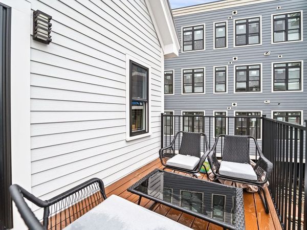 6 Weld Hill, Boston, MA 02130