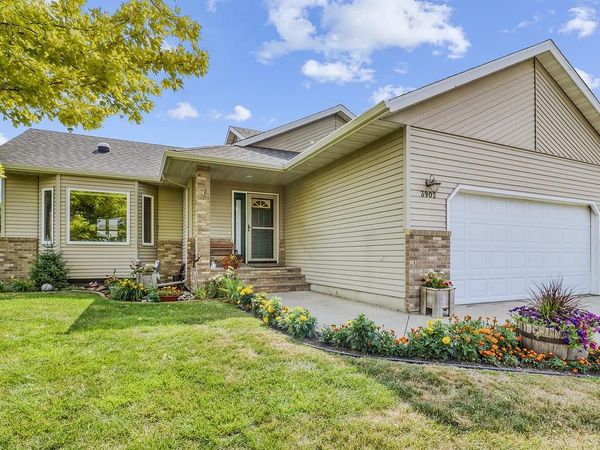 3902 6th Street S, Moorhead, MN 56560