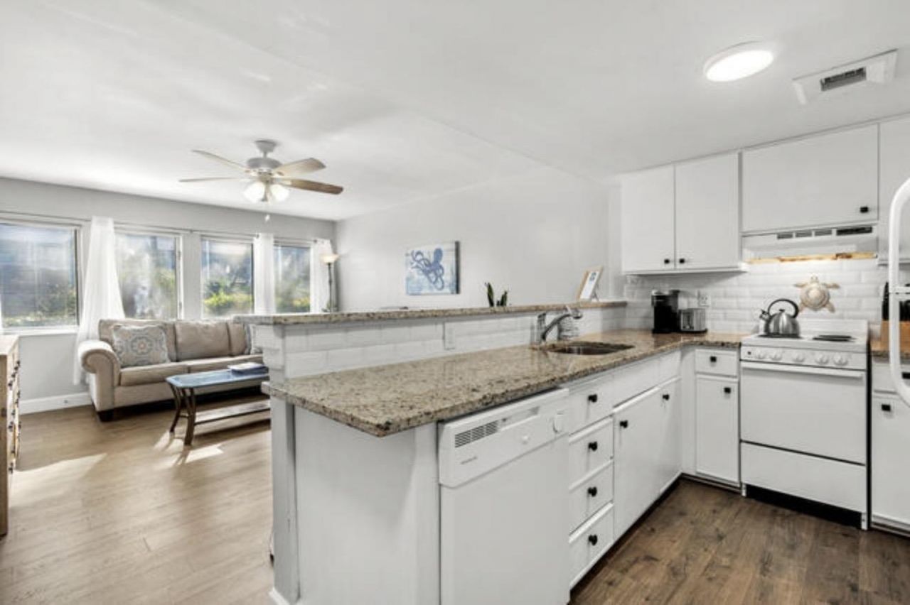 5905 S Kings Hwy. Photo 10