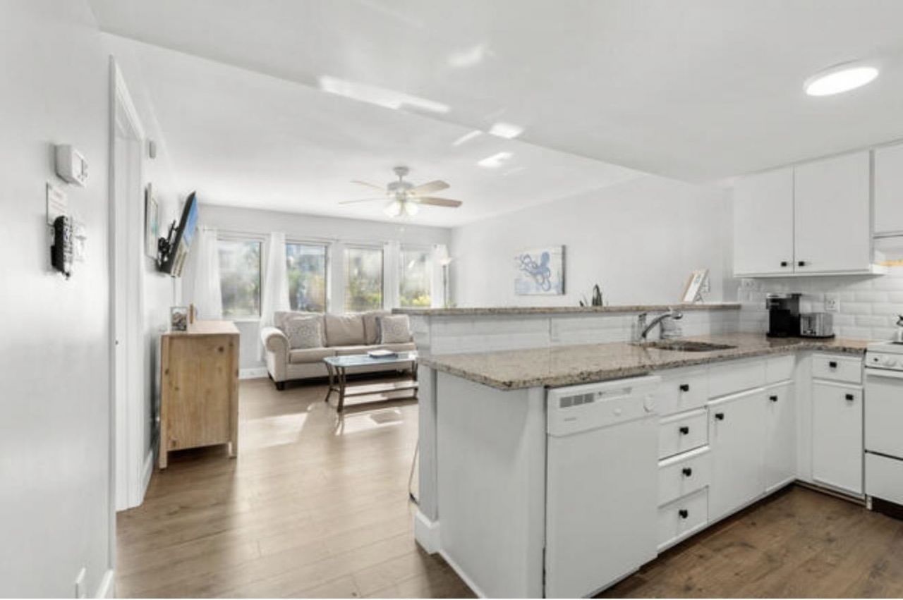 5905 S Kings Hwy. Photo 12