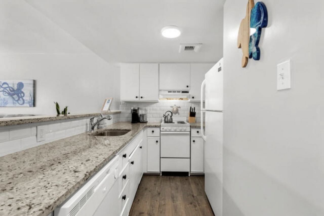 5905 S Kings Hwy. Photo 15