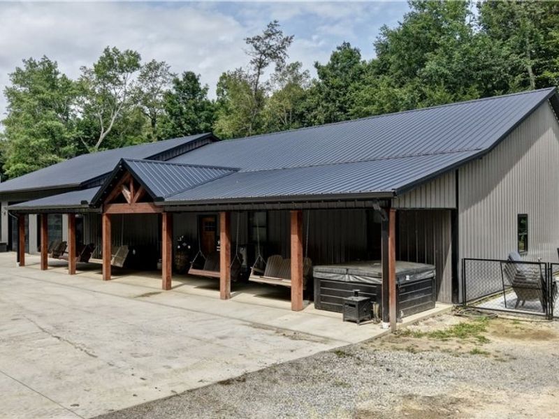 6168 SE Buckeye Hollow Road SE, Uhrichsville, OH 44683 Photo 2