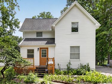 543 W Middle Street, Chelsea, Mi 48118