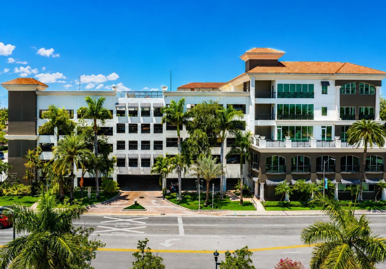 1 N Federal Highway, Boca Raton, FL 33432 Photo