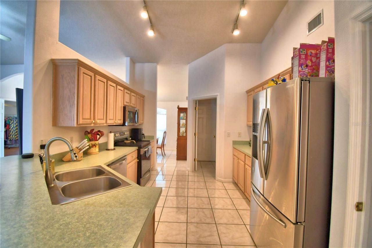 166 Winona Circle, Auburndale, FL 33823 Photo