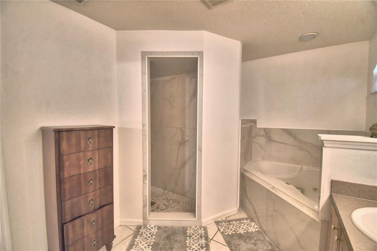 166 Winona Circle, Auburndale, FL 33823 Photo
