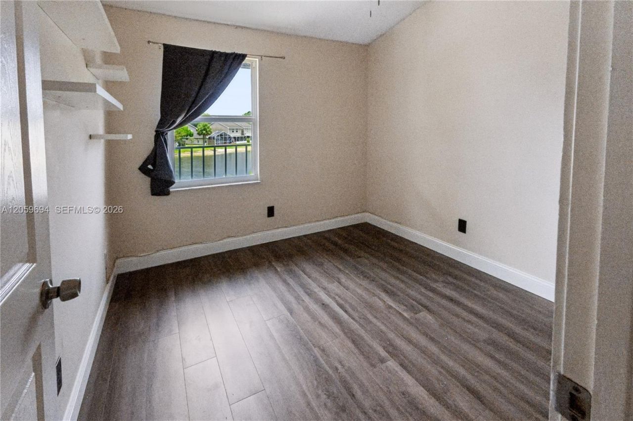 3824 NW 122nd Ter, Sunrise, FL 33323 Photo