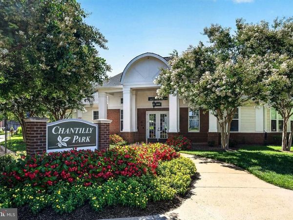 3830 LIGHTFOOT STREET, Unit 325, CHANTILLY, VA 20151