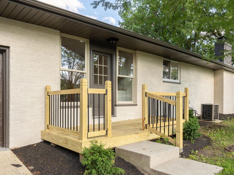 968 Garden Road, Columbus, OH 43224 Photo 3