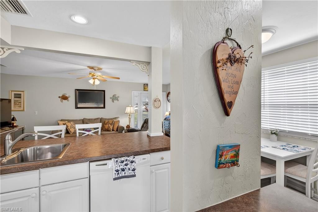 3301 Prince Edward Island Cir, Unit 2, Fort Myers, FL 33907 Photo